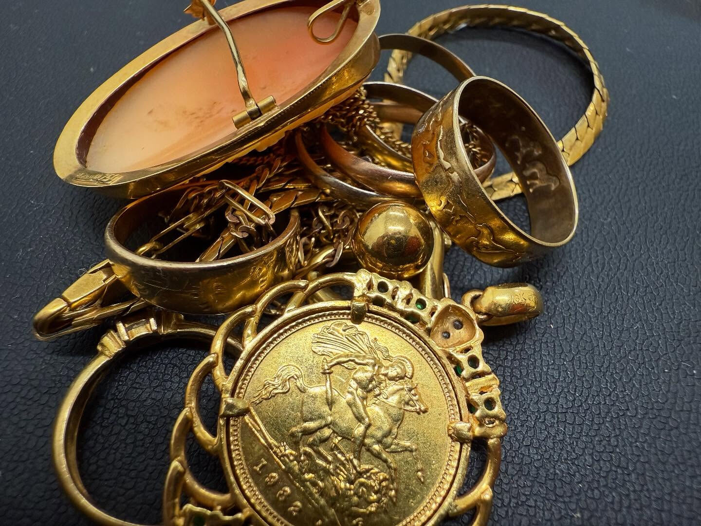 【買取】　貴金属・アクセサリー