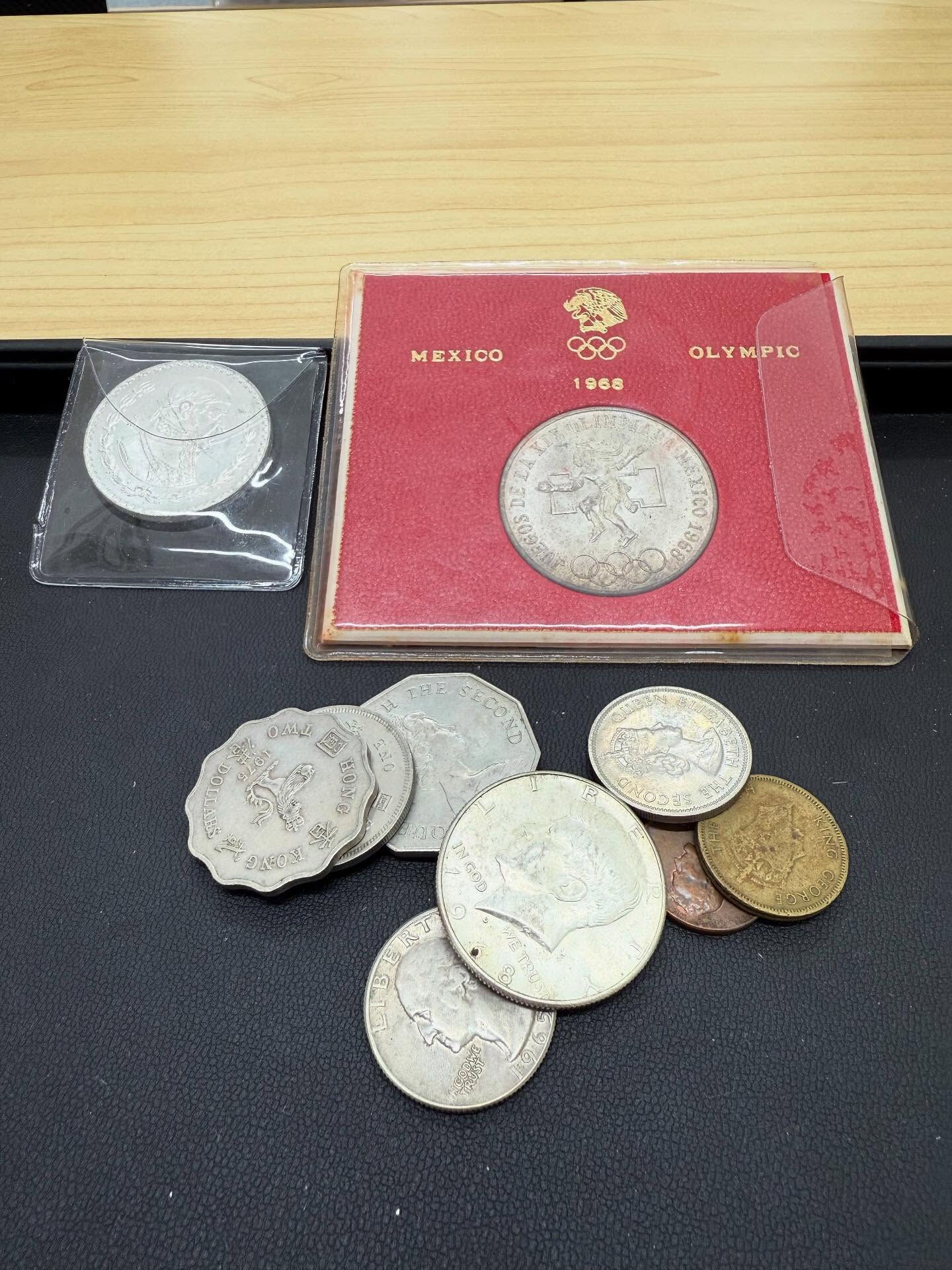 【買取】　記念切手・記念硬貨・貴金属