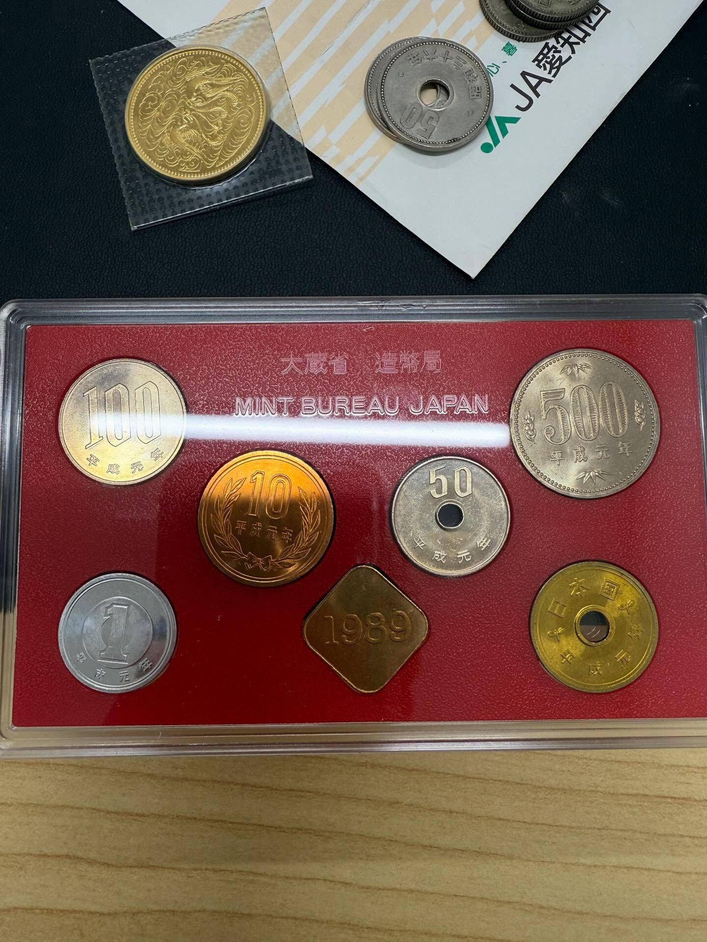 【買取】　K14 ボールペン・ブランド・記念硬貨