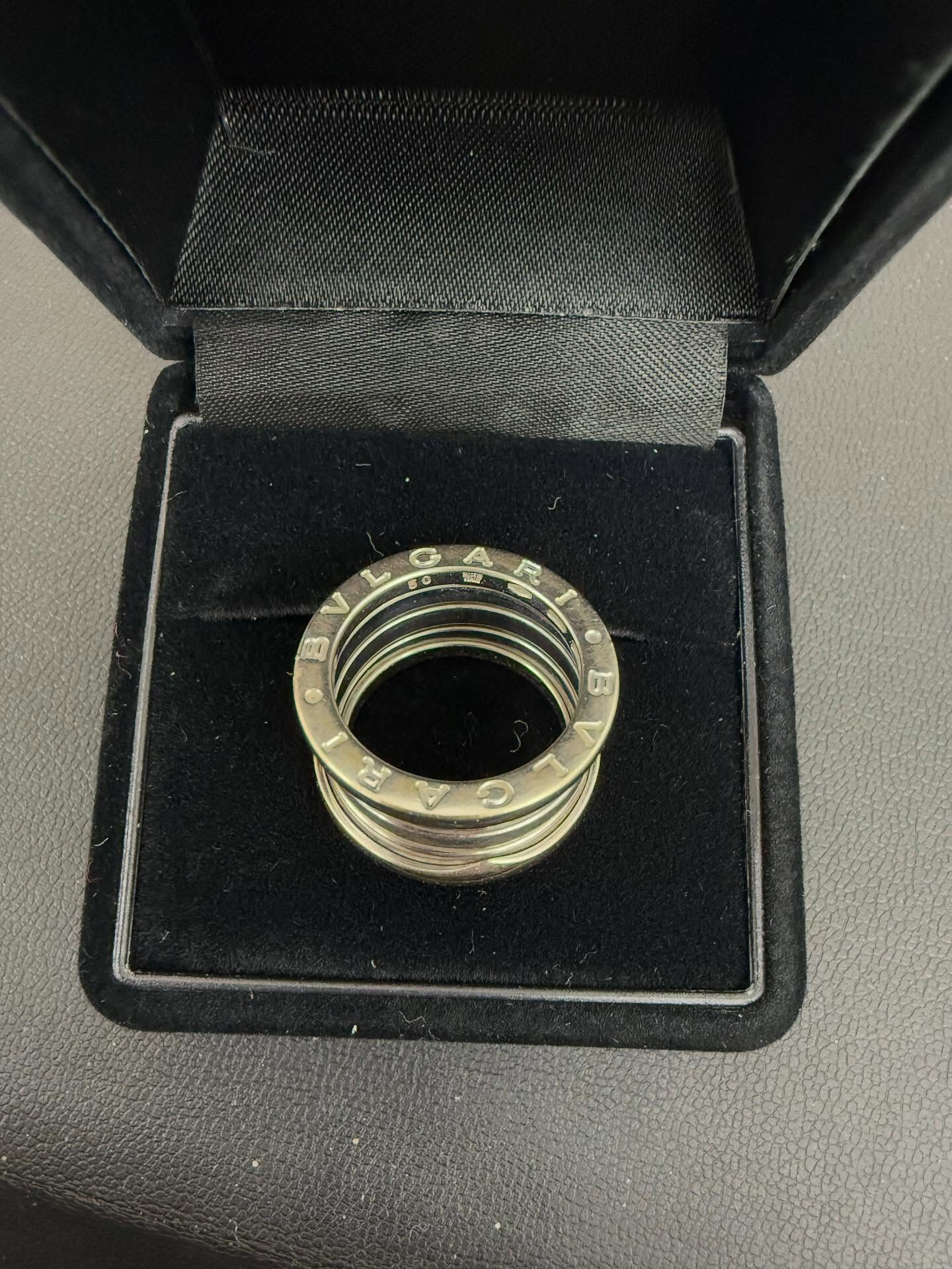 【買取】　ブランド・時計・貴金属